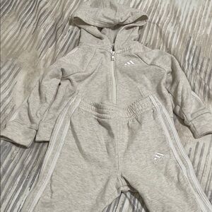 Price Drop! ⬇️  Adidas Infant Tracksuit in Heather Gray